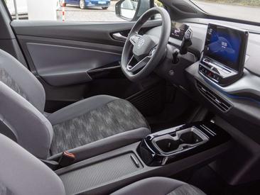 Volkswagen ID.4 — photo 23