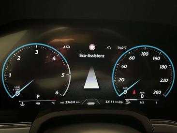Volkswagen Touareg TDI 4Motion R-Line — photo 6