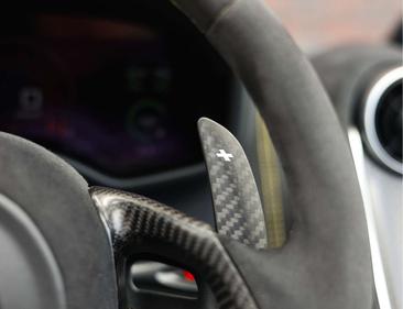 McLaren 600LT Spider — photo 47
