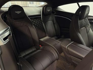 Bentley Continental GT — photo 15
