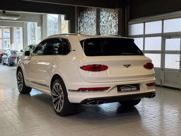 Bentley Bentayga V8 Mulliner First Edition — photo 5
