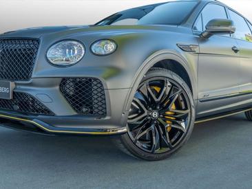 Bentley Bentayga Speed — photo 14