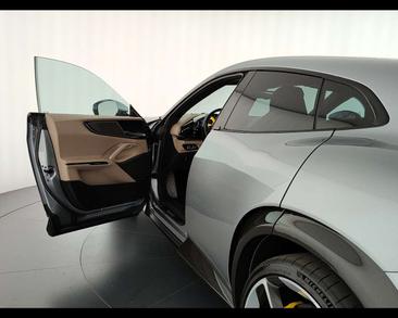 Ferrari Purosangue — photo 18