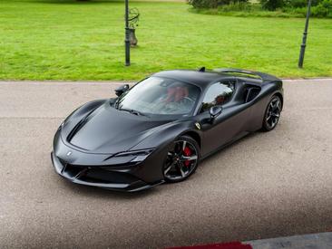 Ferrari SF90 Stradale — photo 12