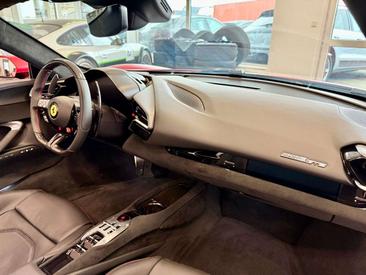 Ferrari 296 GTS — photo 12