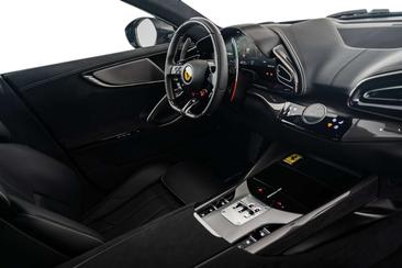 Ferrari Purosangue — photo 13