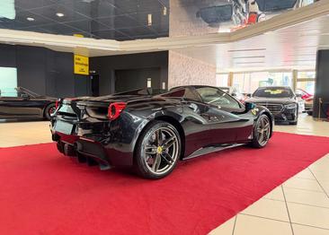 Ferrari 488 — photo 12
