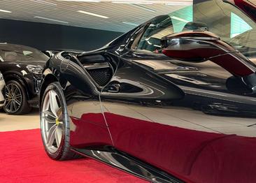 Ferrari 488 — photo 17