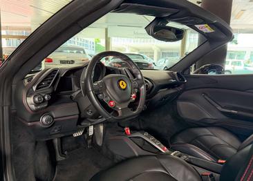Ferrari 488 — photo 25