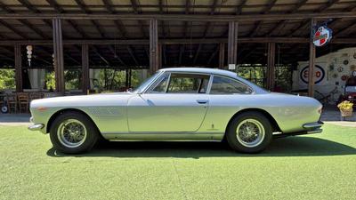 Ferrari 330 GT