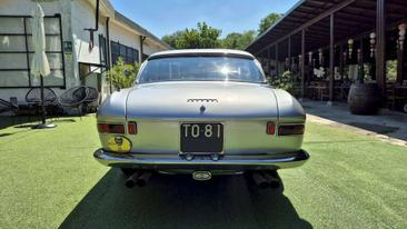 Ferrari 330 GT — photo 6