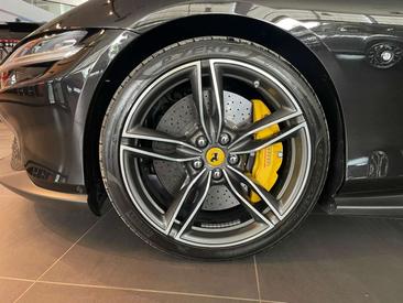 Ferrari Roma — photo 9
