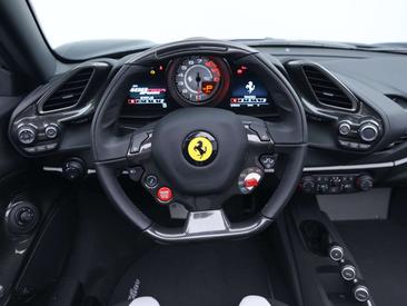 Ferrari 488 Spider — photo 9