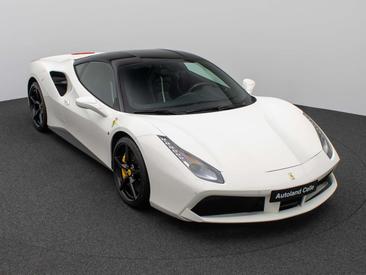 Ferrari 488 — photo 3