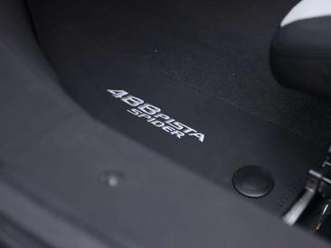 Ferrari 488 Spider — photo 18