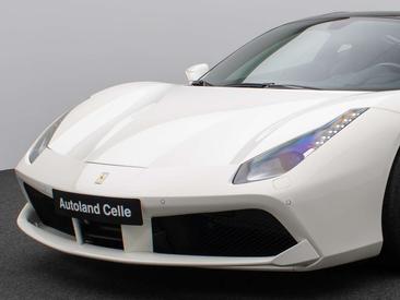 Ferrari 488 — photo 14