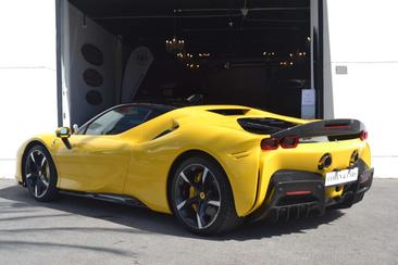 Ferrari SF90 Stradale — photo 7