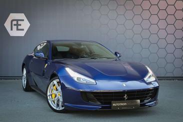 Ferrari GTC4Lusso — photo 16