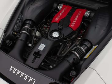 Ferrari 488 — photo 18