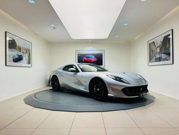 Ferrari 812 Superfast — photo 12