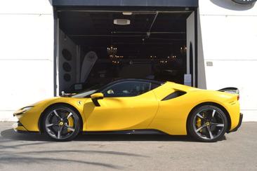 Ferrari SF90 Stradale — photo 8