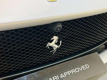 Ferrari 812 Superfast — photo 14