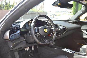 Ferrari SF90 Stradale — photo 11