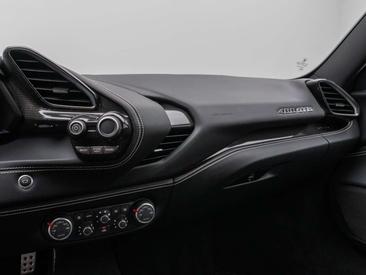 Ferrari 488 — photo 22