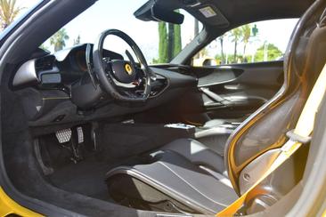 Ferrari SF90 Stradale — photo 13