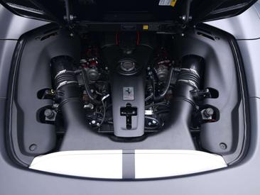 Ferrari 488 Spider — photo 30