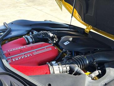 Ferrari 12 Cilindri — photo 15