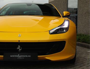 Ferrari GTC4Lusso — photo 12
