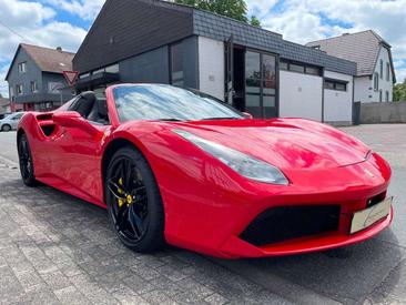 Ferrari 488 — photo 3