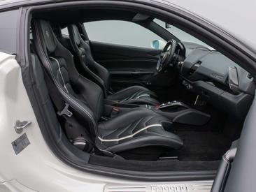 Ferrari 488 — photo 25