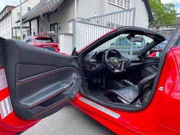 Ferrari 488 — photo 4