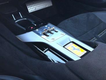 Ferrari 12 Cilindri — photo 17