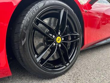 Ferrari 488 GTB — photo 18