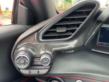 Ferrari 488 — photo 11