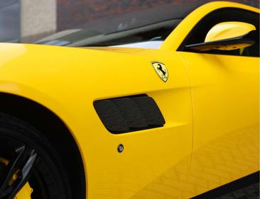 Ferrari GTC4Lusso — photo 20