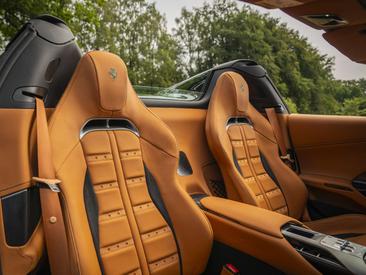 Ferrari 12 Cilindri — photo 10
