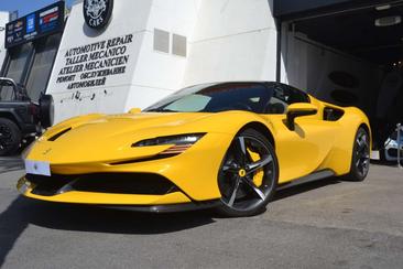 Ferrari SF90 Stradale — photo 24