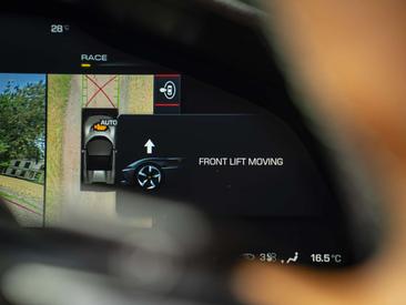 Ferrari 12 Cilindri — photo 11