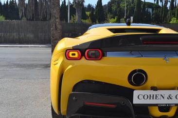 Ferrari SF90 Stradale — photo 28