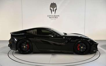 Ferrari F12 Berlinetta — photo 3