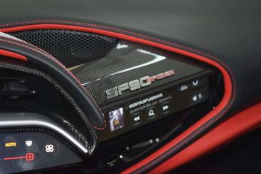 Ferrari SF90 Spider — photo 10