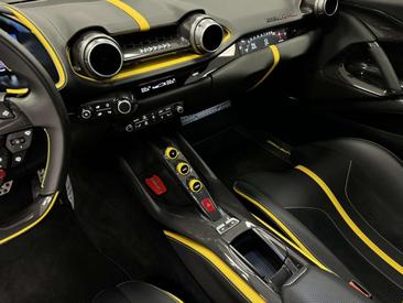 Ferrari 812 Superfast — photo 10