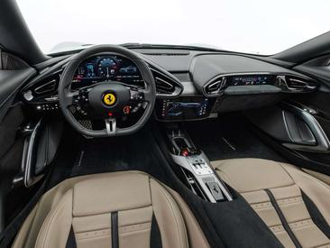 Ferrari 12 Cilindri — photo 12