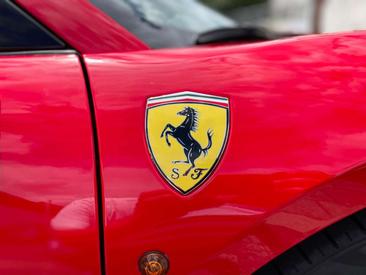 Ferrari 488 — photo 35