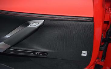 Ferrari SF90 Spider — photo 17