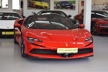 Ferrari SF90 Spider — photo 24